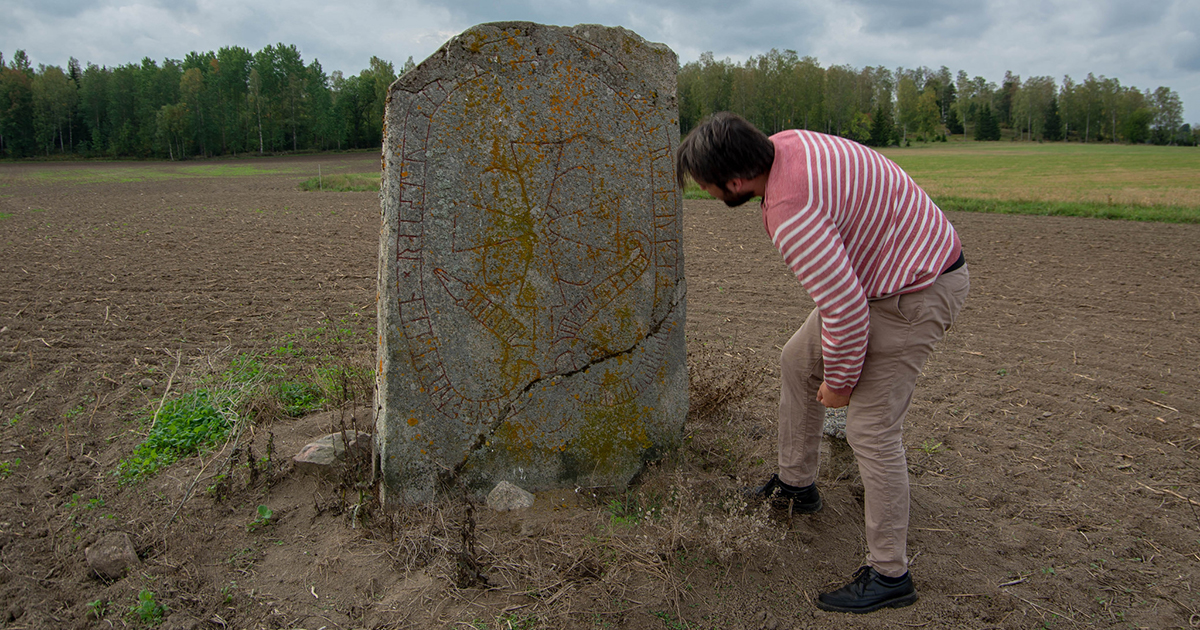 Språkhistoriens gravitationsvågor 